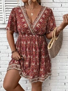 SHEIN LUNE 大碼印花蝴蝶袖洋裝 - 彩色 - 查看 1