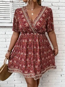 SHEIN LUNE 大碼印花蝴蝶袖洋裝 - 彩色 - 查看 4