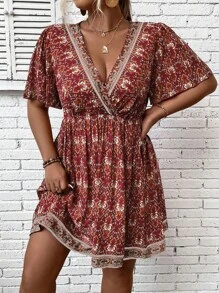 SHEIN LUNE 大碼印花蝴蝶袖洋裝 - 彩色 - 查看 6