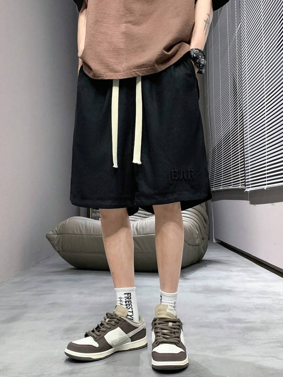男士字母壓紋腰部抽繩短褲 - 黑色 - 查看 1