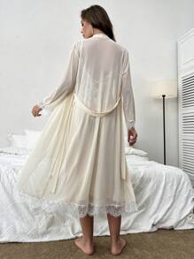 Conjunto de pijama con camisón de tirantes de encaje en contraste y bata - Champán - Ver 4