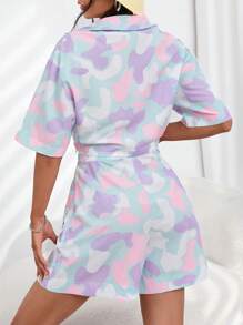 SHEIN EZwear 迷彩印花落肩袖短款襯衫和翻蓋細節短褲 - 彩色 - 查看 2