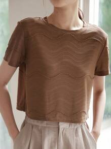 DAZY 素色紋理質感T恤 - 棕色 - 查看 9