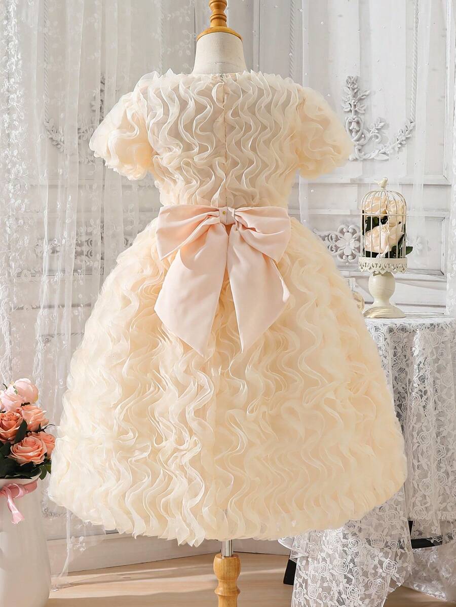 SHEIN Cô gái Tween Dễ thương Và Thanh lịch Sữa Màu sắc Bowknot , Nhỏ bé Vòng cổ Mô hình sóng Đầm , Mùa thu - Màu be - Xem 1