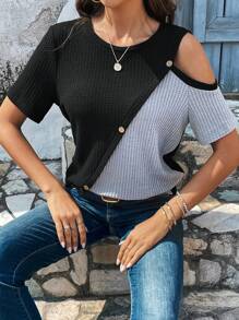 EMERY ROSE 雙色肩部挖空紐扣細節T恤 - 黑色 - 查看 5