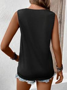 SHEIN LUNE 标语图案背心 阳光沙滩 手里拿着一杯饮料 - 黑色 - 查看 2