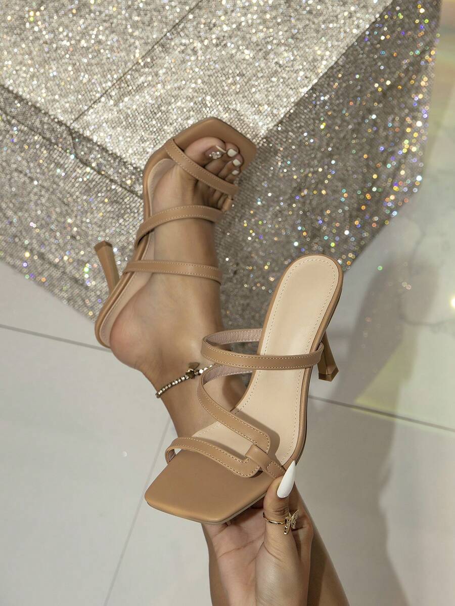 Giày bít mũi vuông cho nữ, dép da màu kaki, giày bít mũi màu xanh lá cây thanh lịch, giày cao gót màu be, dép bít mũi vuông, giày cao gót màu kaki, dép màu trơn, giày màu cam, dép màu cam, giày bít mũi trắng, dép trắng, giày đen, giày bít mũi đen, giày bít mũi vuông phù hợp với bàn chân rộng, giày cao gót ngoại cỡ, dép, giày cao gót dự tiệc, dép kiểu đi nghỉ mát, giày cao gót dự tiệc, trang phục mùa xuân hè.