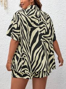 SHEIN Essnce 大碼斑馬條紋襯衫&短褲 - 杏色 - 查看 2