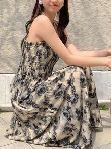 休闲花卉印花无袖收腰吊带裙