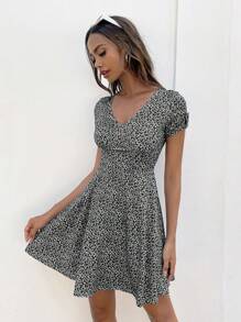 SHEIN Privé Đầm Dây kéo Họa tiết hoa Giải trí - Đen và trắng - Xem 3