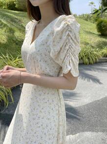 DAZY Ditsy Floral Print Puff Sleeve Dress - Apricot - View 8