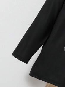 SHEIN 男小童小熊印花連帽T恤 - 黑色 - 查看 4