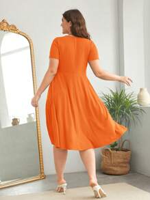 SHEIN Clasi Đầm Plus Size Nút phía trước màu trơn Giải trí - trái cam - Xem 2