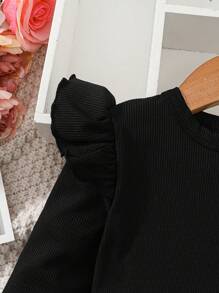 SHEIN ragazza giovane con bordo a volant Maglietta & con stampa grafica fiocco frontale Gonne & Cappello