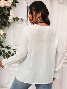 Celure 大碼喇叭袖荷葉邊襯衫 - 白色 - 查看 2