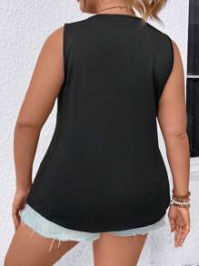 SHEIN LUNE Plus Solid V Neck Tank Top