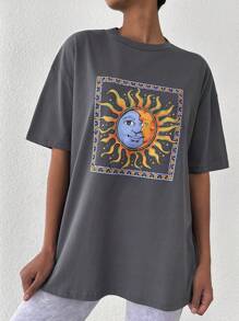 RueChic Camiseta de hombros caídos con estampado de sol y luna