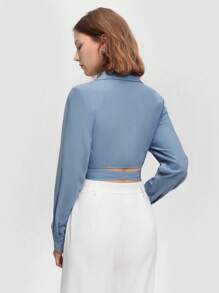 BizChic 西裝領圍裹側打結短款襯衫