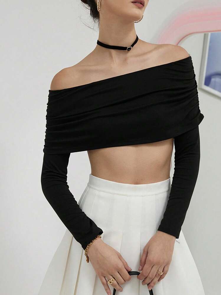 SHEIN Privé เสื้อครอปท็อป เปิดไหล่ จับจีบ - สีดำ - ดู 3