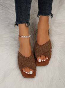 女士夏季户外凉鞋，新款优雅法式平底防滑沙滩交叉拖鞋 - 棕色 - 查看 5