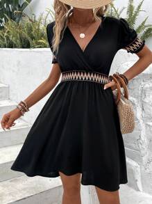 SHEIN VCAY 鋸齒形印花泡泡袖A字洋裝