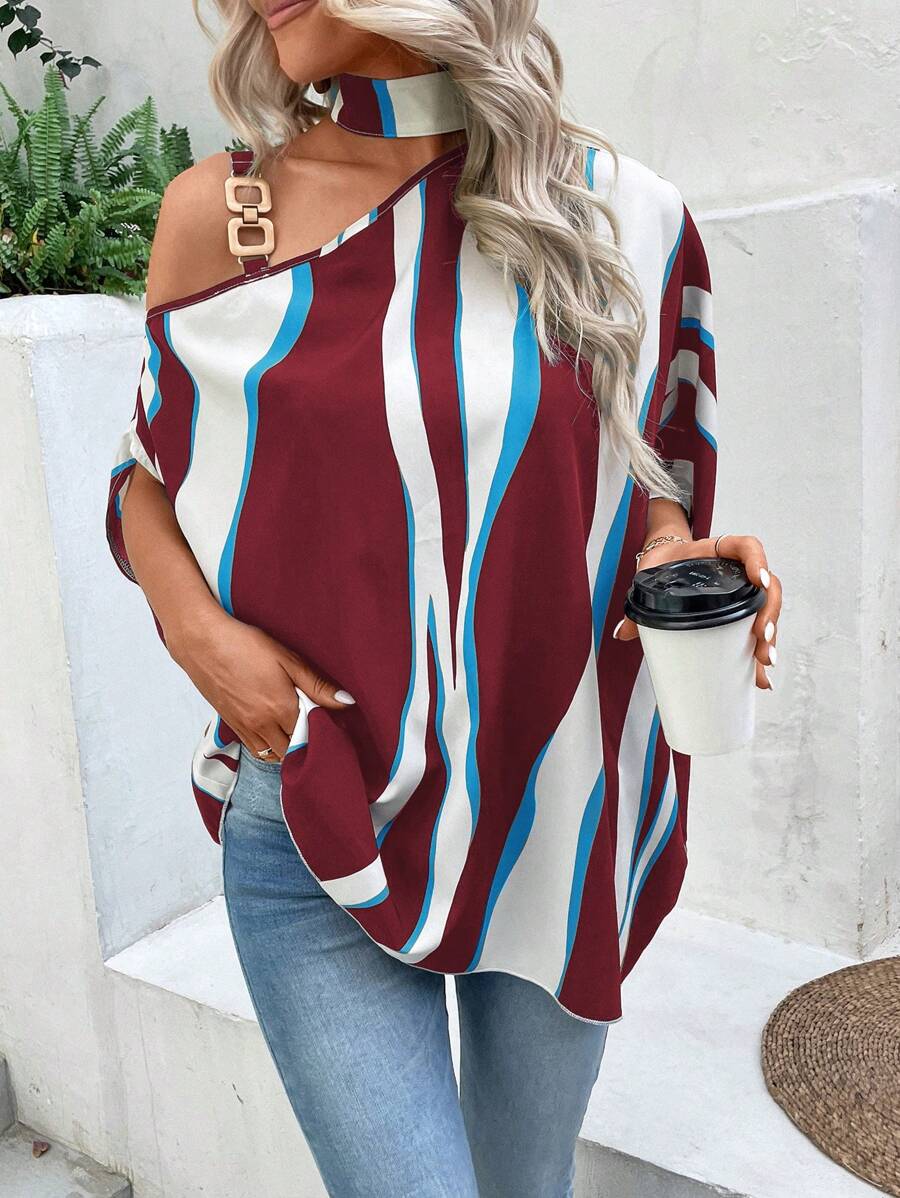 SHEIN LUNE 撞色鏈條細節不對稱領蝙蝠袖襯衫 - 紅色 - 查看 1