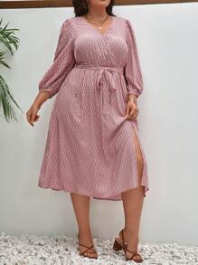 SHEIN Frenchy 大碼滿版印花高衩繫腰帶連衣裙 - 彩色 - 查看 4