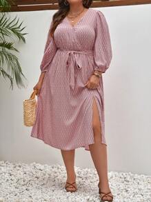 SHEIN Frenchy 大碼滿版印花高衩繫腰帶連衣裙 - 彩色 - 查看 5