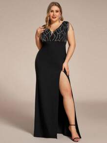EVERPRETTY Plus Contrast Sequin Split Thigh Formal Dress - Black - View 1