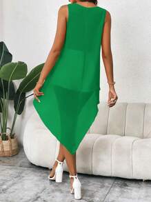 SHEIN Privé Solid Asymmetrical Hem Sleeveless Blouse - Green - View 2