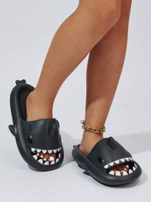 Hombres tiburón de dibujos animados diseño Chanclas , negro exterior EVA Chanclas - Negro - Ver 5