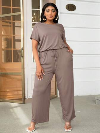 DEARCASE 大碼素色斜口袋腰部抽繩連身褲