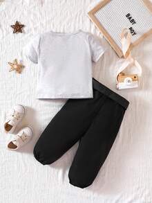 Baby Boy Letter Graphic Tee & Flap Detail Pants