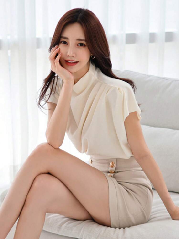 Solid Batwing Sleeve Blouse