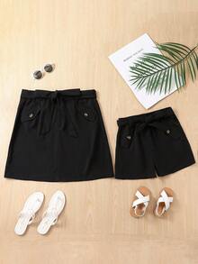 女孩1入組翻蓋細節短褲 - 黑色 - 查看 3