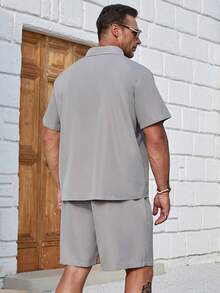 Manfinity Homme Men Plus Flap Pocket Shirt & Drawstring Waist Shorts Without Tee - Grey - View 2