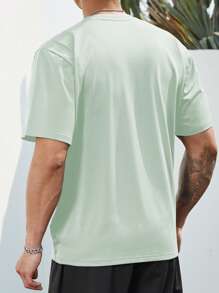 Manfinity RSRT 男士熱帶圖案T恤 - 綠色 - 查看 2