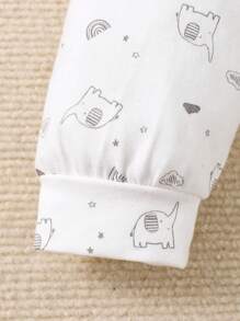 SHEIN Vintaside Kids Baby Boy Cartoon Graphic Button Front Tee & Pants & Hat