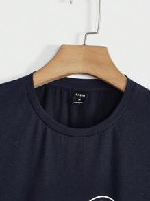 Manfinity Hypemode Men Bear Print Tee - Navy Blue - View 4