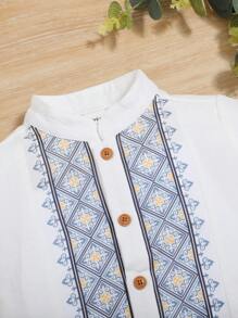 SHEIN قميص بطباعة دمشقية مقلم متباين أزرار أمامية للاولاد الاطفال - أبيض - مشاهدة 5