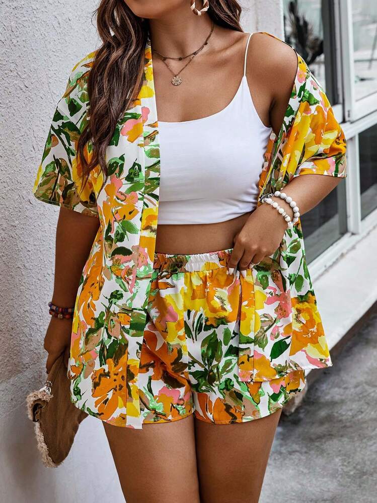 SHEIN Holidaya พลัส พิมพ์ลาย ดอกไม้ ไหล่ตก กิโมโน & กางเกงขาสั้น - สีเหลือง - ดู 4