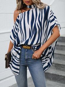 SHEIN Clasi Blusa de rayas de cebra de cuello asimétrico de manga murciélago - Azul y blanco - Ver 1