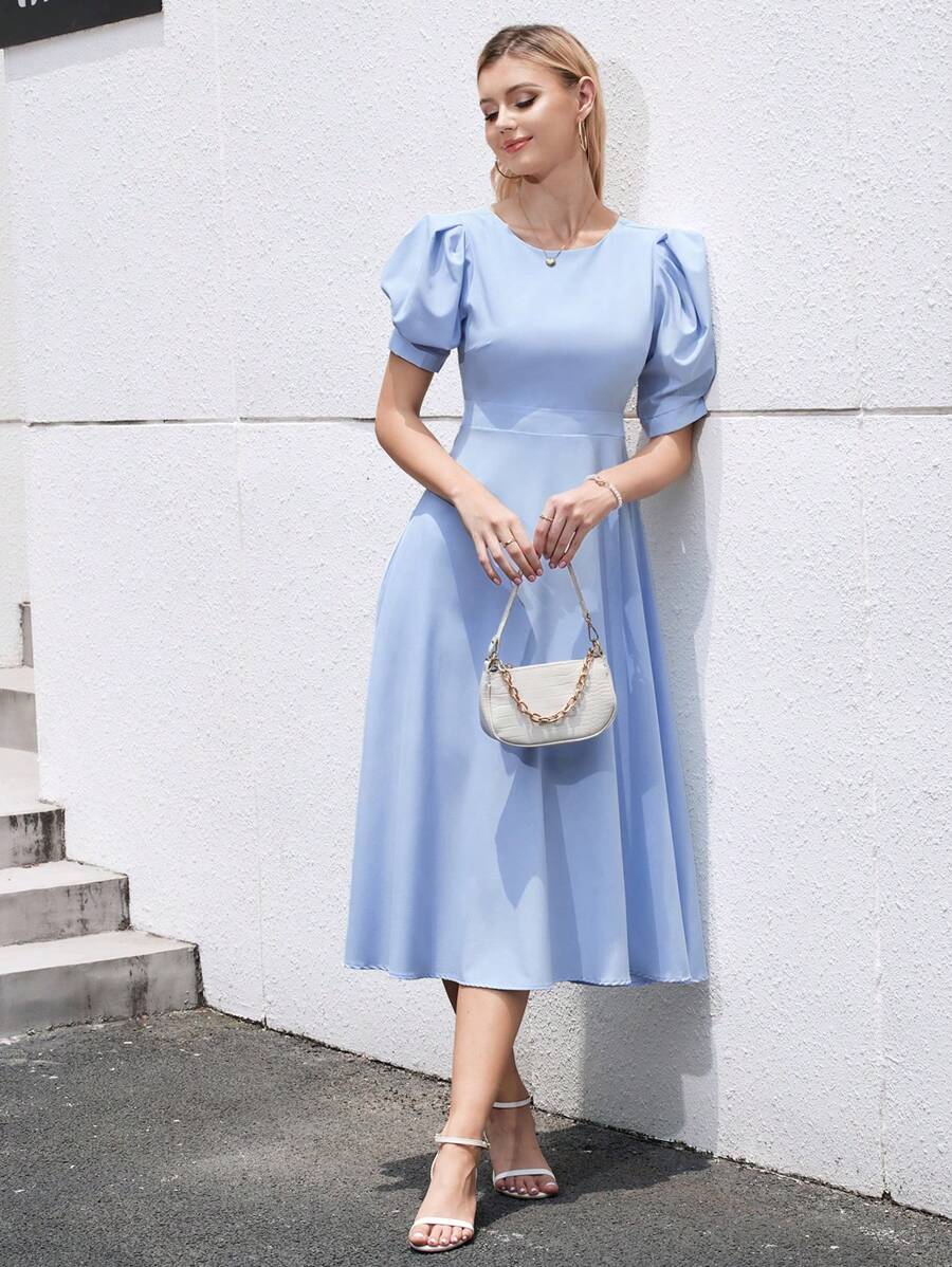 SHEIN Privé 素色泡泡袖A字連衣裙 - 淺藍色 - 查看 1