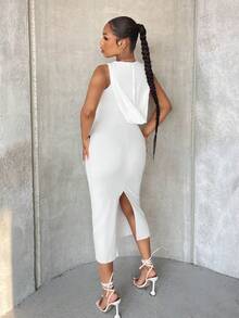 SHEIN SXY 字母圖案連帽後背開衩連衣裙 - 白色 - 查看 3