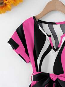 SHEIN Young Girl Colorblock Notched Neckline Belted Dress