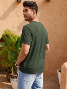 Manfinity RelaxMax Men Solid Waffle Knit Tee