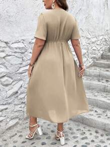 SHEIN Clasi 大碼前紐扣泡泡袖連衣裙 - 杏色 - 查看 2