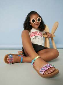 女孩撞色鉚釘細節踝帶平底涼鞋 - 彩色 - 查看 1