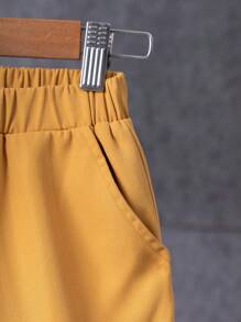 SHEIN 男孩小熊印花T恤和短褲和夾克背心和帽 - 彩色 - 查看 4