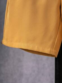 SHEIN 男孩小熊印花T恤和短褲和夾克背心和帽 - 彩色 - 查看 5